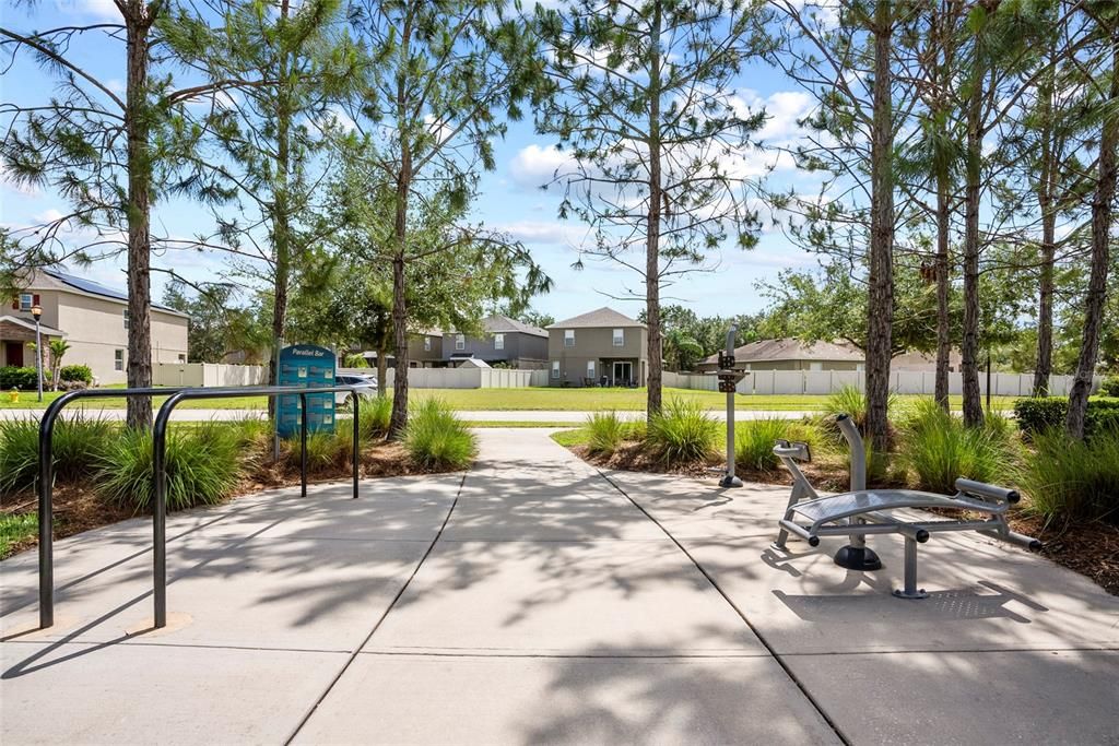 Active With Contract: $285,000 (3 beds, 2 baths, 1841 Square Feet)