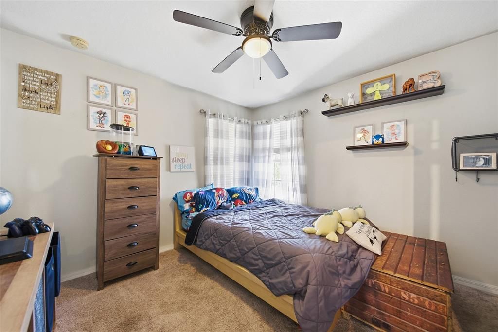 Active With Contract: $285,000 (3 beds, 2 baths, 1841 Square Feet)