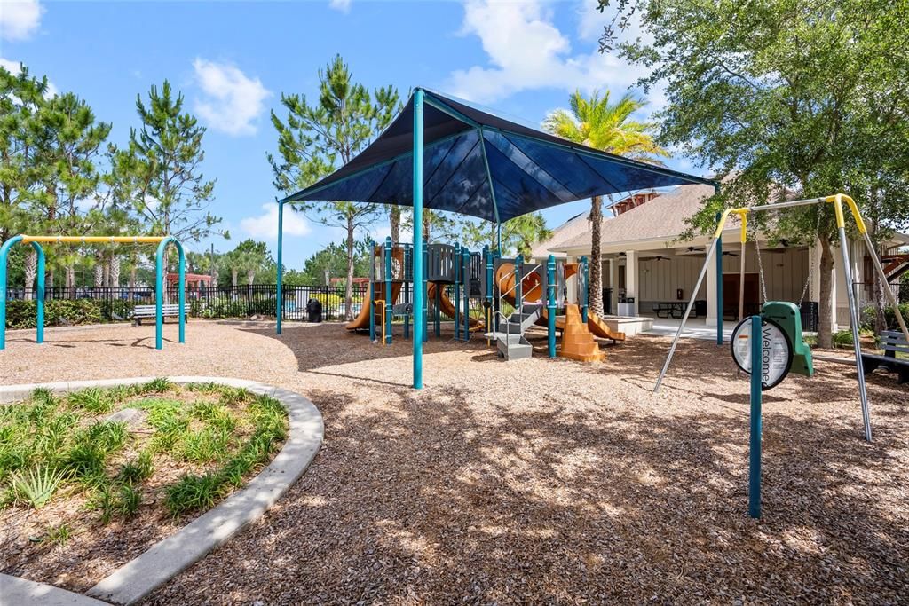 Active With Contract: $285,000 (3 beds, 2 baths, 1841 Square Feet)