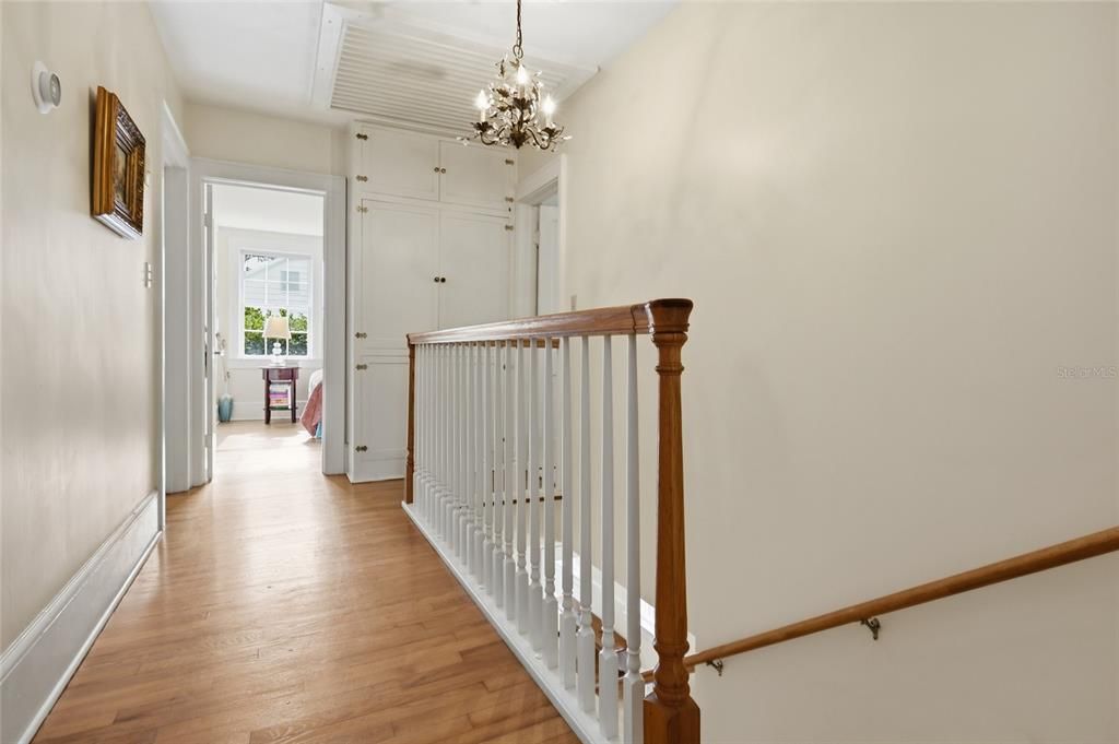 For Sale: $779,000 (3 beds, 2 baths, 2432 Square Feet)
