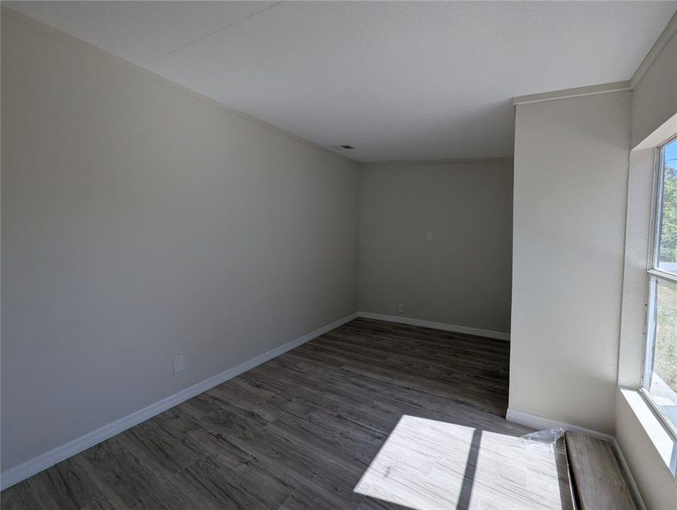 En Venta: $180,000 (5 camas, 2 baños, 1464 Pies cuadrados)