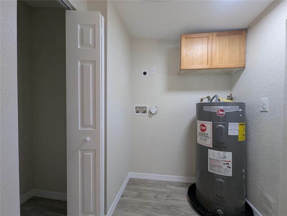 En Venta: $180,000 (5 camas, 2 baños, 1464 Pies cuadrados)