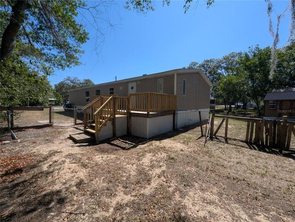En Venta: $180,000 (5 camas, 2 baños, 1464 Pies cuadrados)