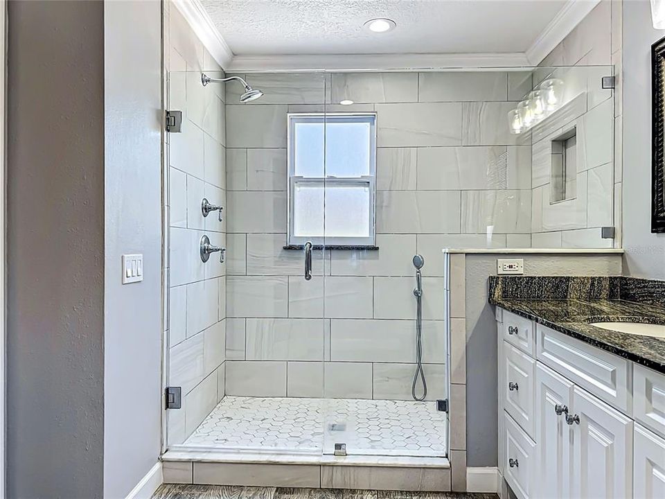 For Sale: $1,250,000 (4 beds, 3 baths, 2787 Square Feet)