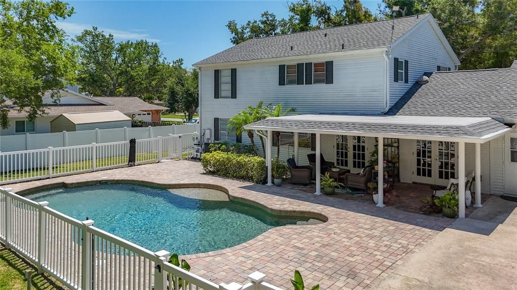 For Sale: $1,250,000 (4 beds, 3 baths, 2787 Square Feet)