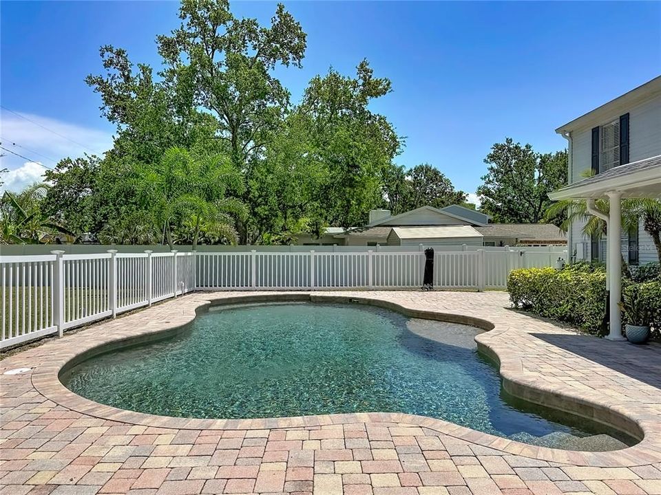For Sale: $1,250,000 (4 beds, 3 baths, 2787 Square Feet)