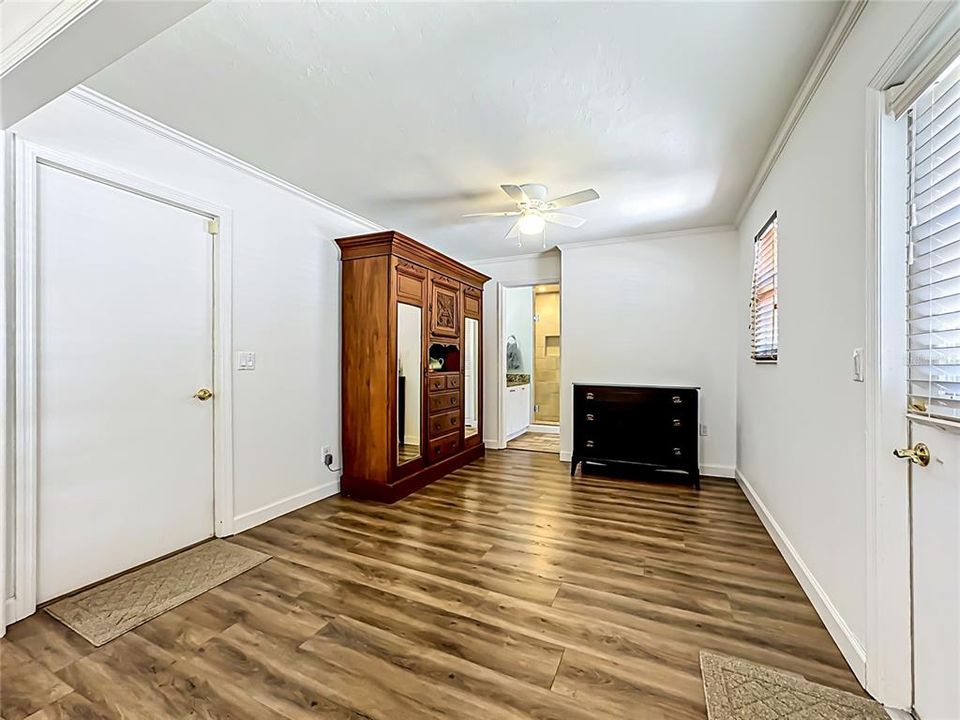 For Sale: $1,250,000 (4 beds, 3 baths, 2787 Square Feet)