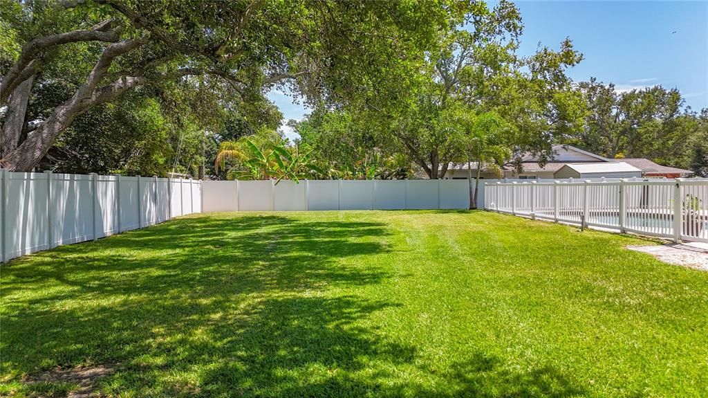 For Sale: $1,250,000 (4 beds, 3 baths, 2787 Square Feet)