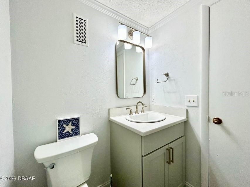 На продажу: $289,900 (3 спален, 2 ванн, 1459 Квадратных фут)