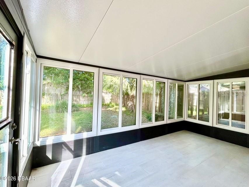 На продажу: $289,900 (3 спален, 2 ванн, 1459 Квадратных фут)