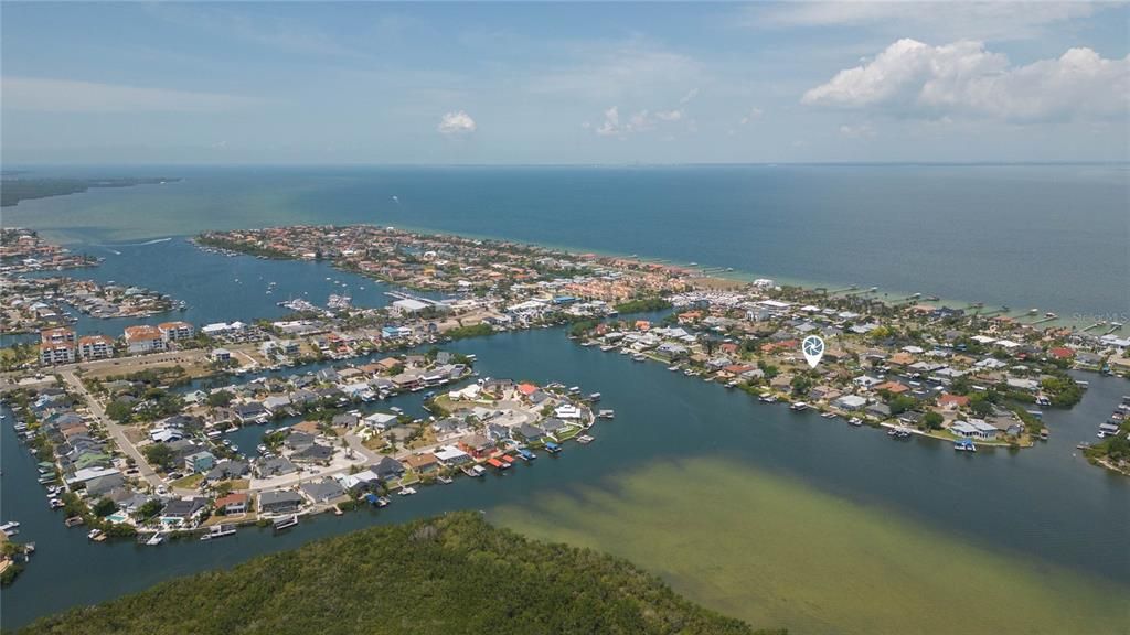 En Venta: $975,000 (4 camas, 3 baños, 2912 Pies cuadrados)