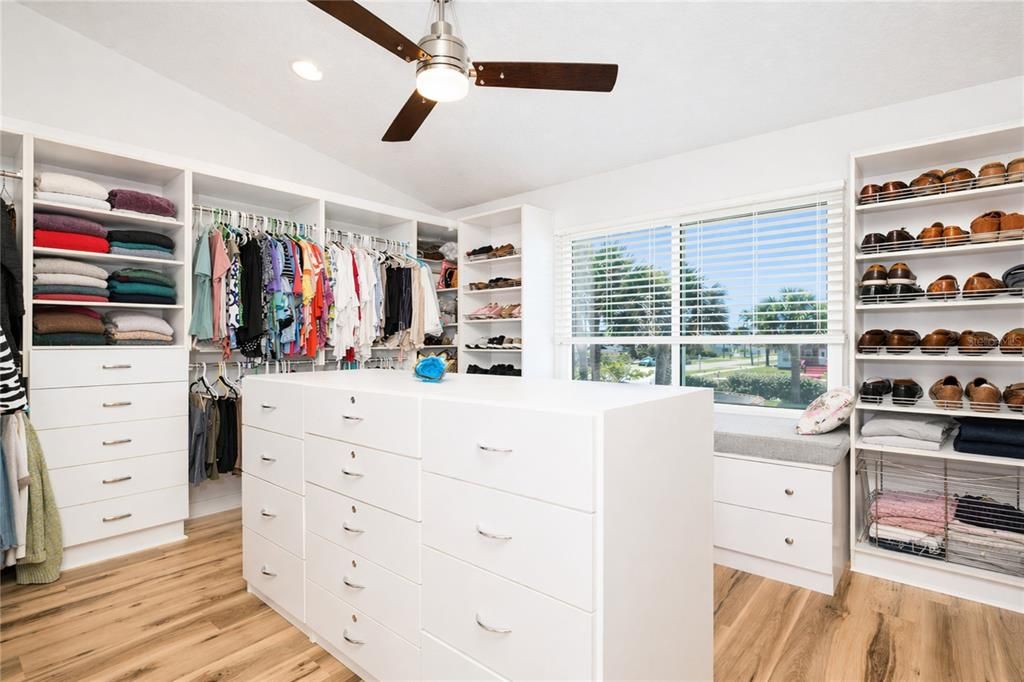En Venta: $1,975,000 (2 camas, 3 baños, 3312 Pies cuadrados)