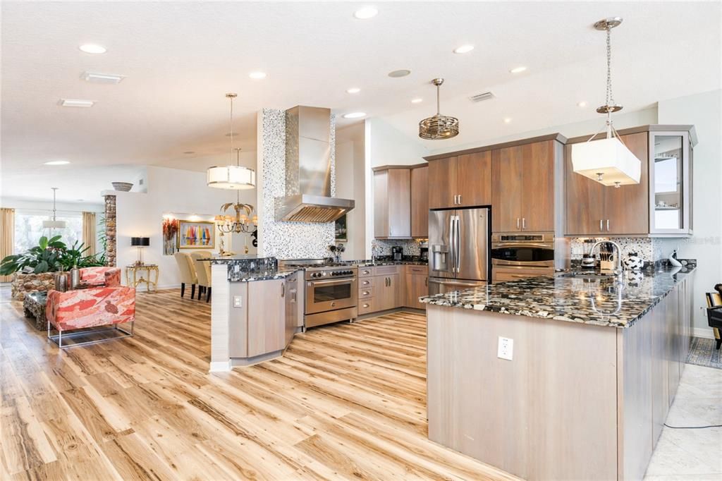 En Venta: $1,975,000 (2 camas, 3 baños, 3312 Pies cuadrados)