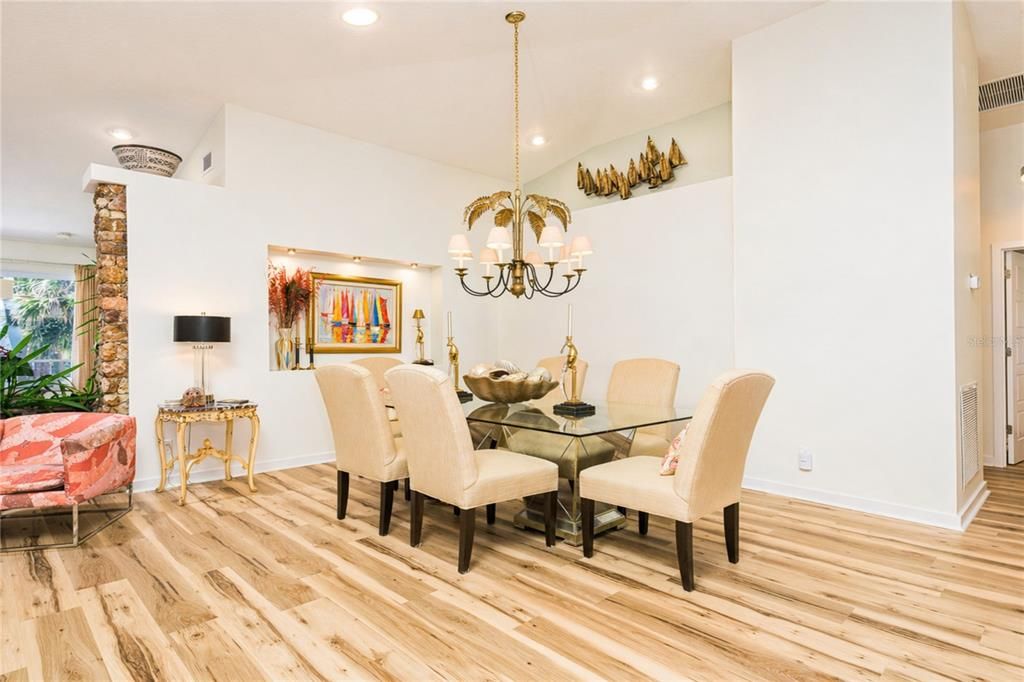 En Venta: $1,975,000 (2 camas, 3 baños, 3312 Pies cuadrados)