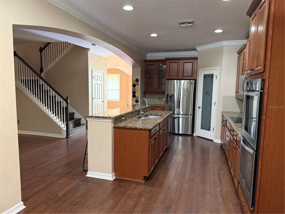 Active With Contract: $3,600 (5 beds, 4 baths, 4250 Square Feet)