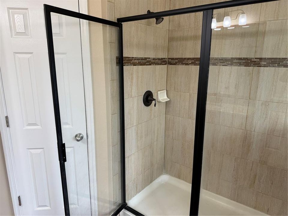 Active With Contract: $3,600 (5 beds, 4 baths, 4250 Square Feet)