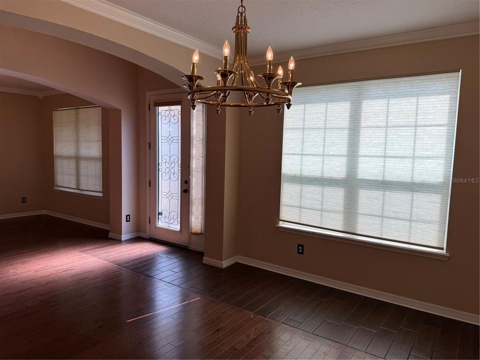 Active With Contract: $3,600 (5 beds, 4 baths, 4250 Square Feet)