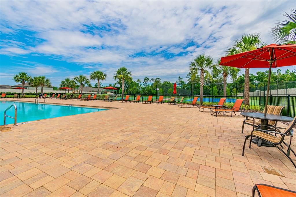 En Venta: $539,900 (5 camas, 3 baños, 3292 Pies cuadrados)