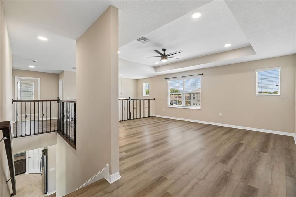 En Venta: $539,900 (5 camas, 3 baños, 3292 Pies cuadrados)