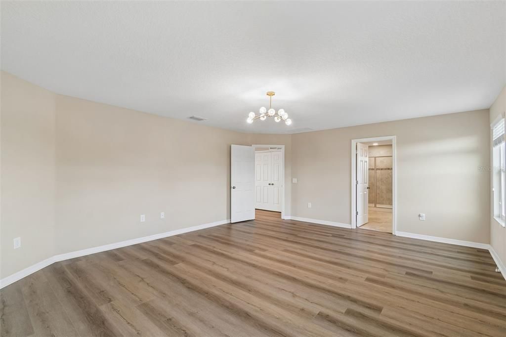 En Venta: $539,900 (5 camas, 3 baños, 3292 Pies cuadrados)