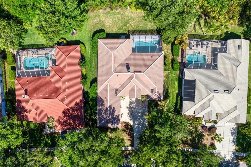 Activo con contrato: $815,000 (5 camas, 4 baños, 3250 Pies cuadrados)