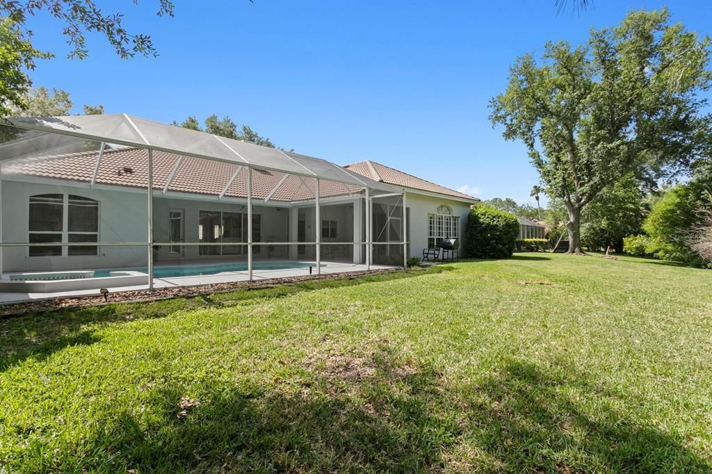 Activo con contrato: $815,000 (5 camas, 4 baños, 3250 Pies cuadrados)