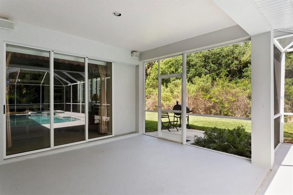 Activo con contrato: $815,000 (5 camas, 4 baños, 3250 Pies cuadrados)