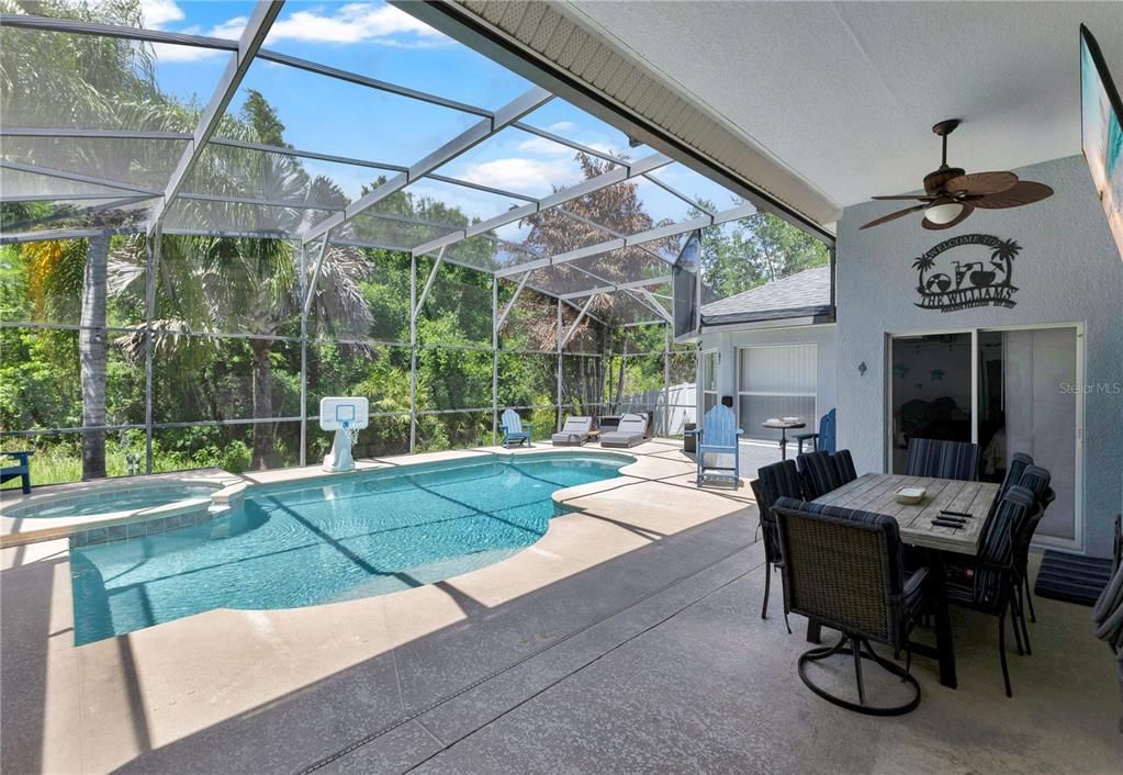 For Sale: $570,000 (5 beds, 3 baths, 2966 Square Feet)