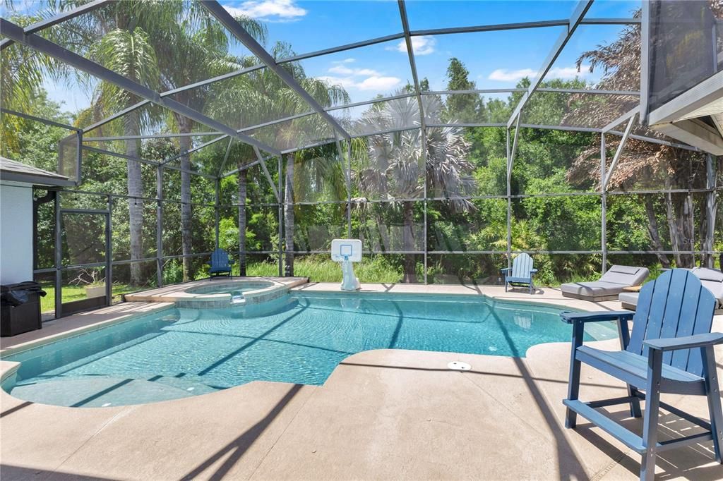 For Sale: $570,000 (5 beds, 3 baths, 2966 Square Feet)