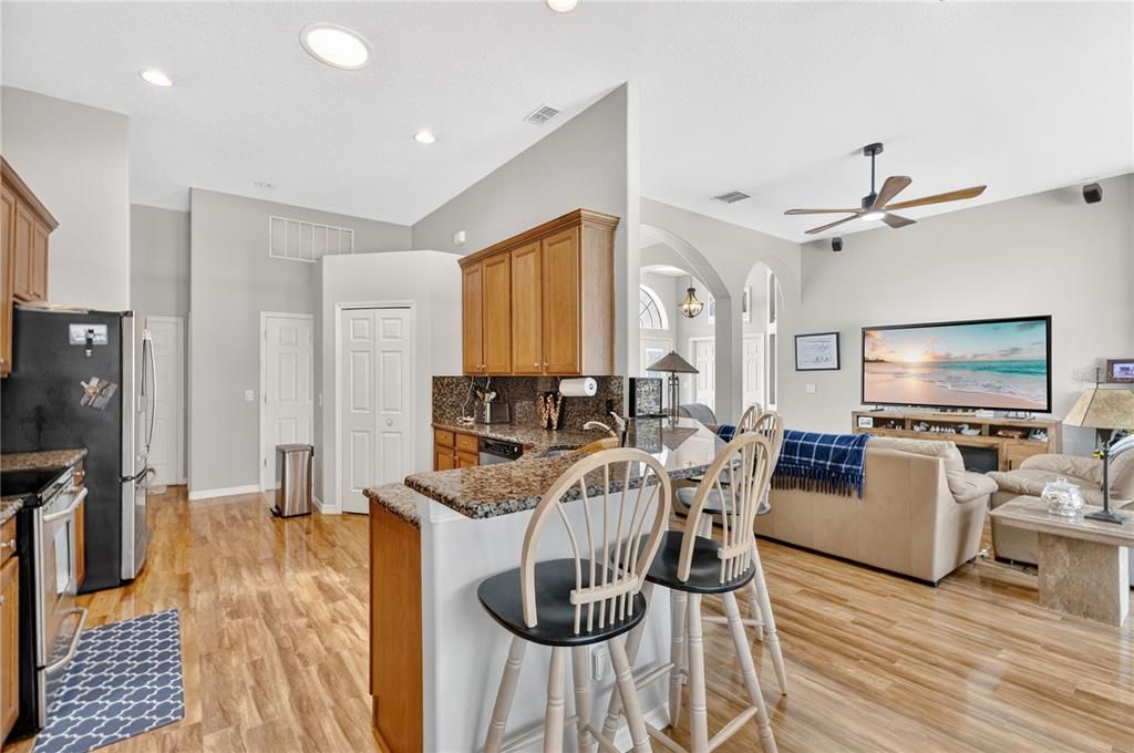 For Sale: $570,000 (5 beds, 3 baths, 2966 Square Feet)
