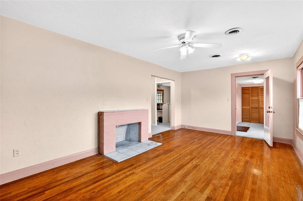 For Sale: $30,000 (0 beds, 0 baths, 1607 Square Feet)