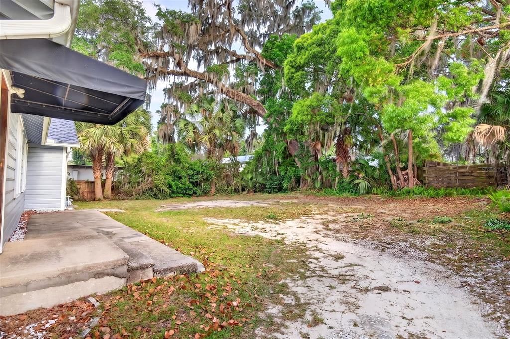 For Sale: $30,000 (0 beds, 0 baths, 1607 Square Feet)