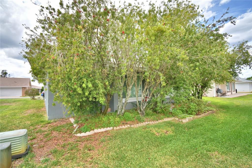 На продажу: $249,000 (2 спален, 2 ванн, 1691 Квадратных фут)
