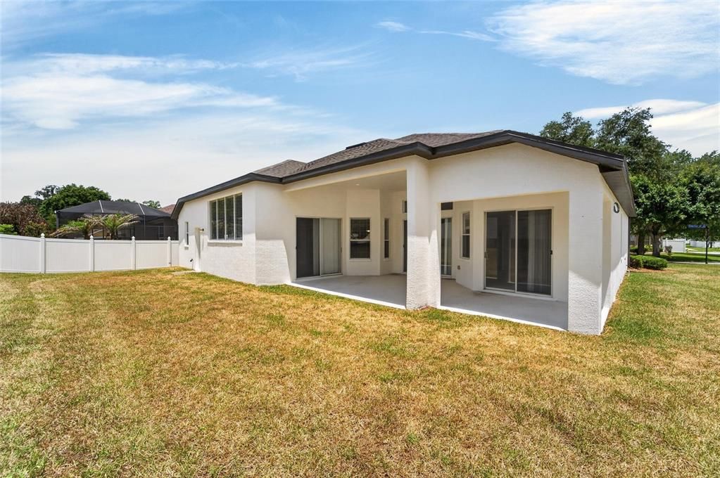 For Sale: $525,000 (4 beds, 3 baths, 2637 Square Feet)