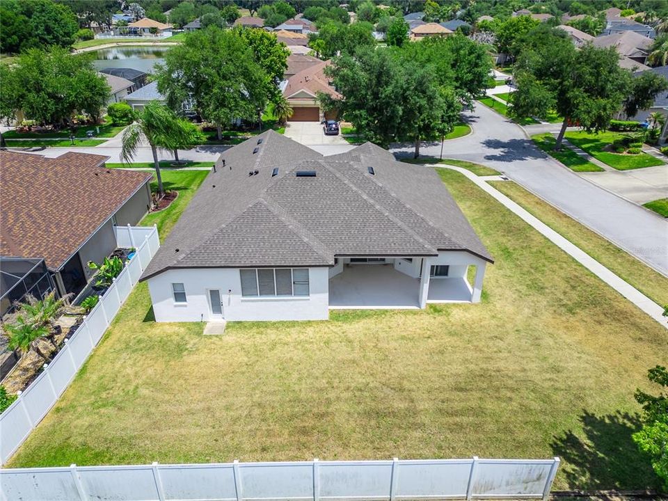 For Sale: $525,000 (4 beds, 3 baths, 2637 Square Feet)