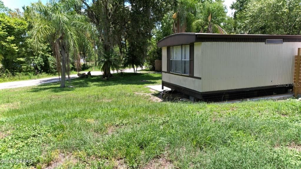 For Sale: $169,900 (2 beds, 2 baths, 980 Square Feet)