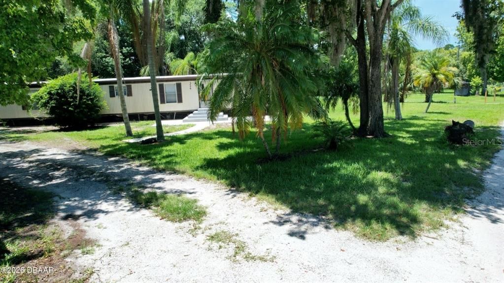 For Sale: $169,900 (2 beds, 2 baths, 980 Square Feet)