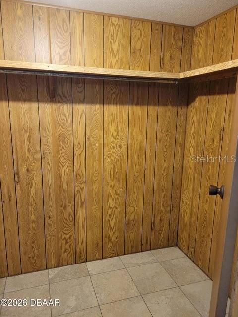 For Sale: $169,900 (2 beds, 2 baths, 980 Square Feet)