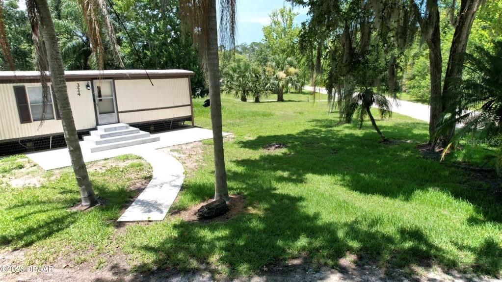 For Sale: $169,900 (2 beds, 2 baths, 980 Square Feet)