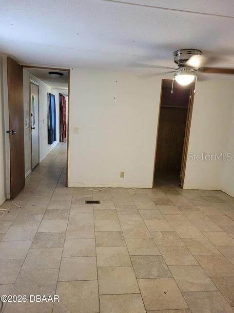 For Sale: $169,900 (2 beds, 2 baths, 980 Square Feet)