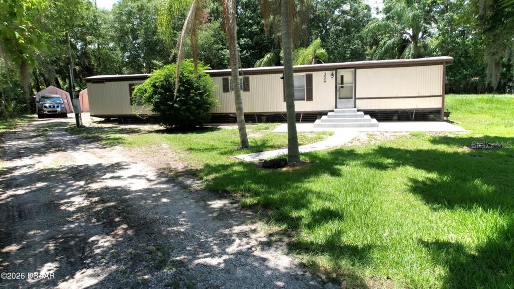For Sale: $169,900 (2 beds, 2 baths, 980 Square Feet)
