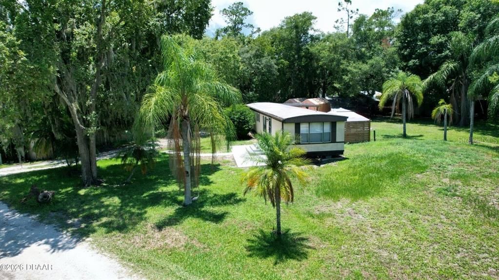 For Sale: $169,900 (2 beds, 2 baths, 980 Square Feet)