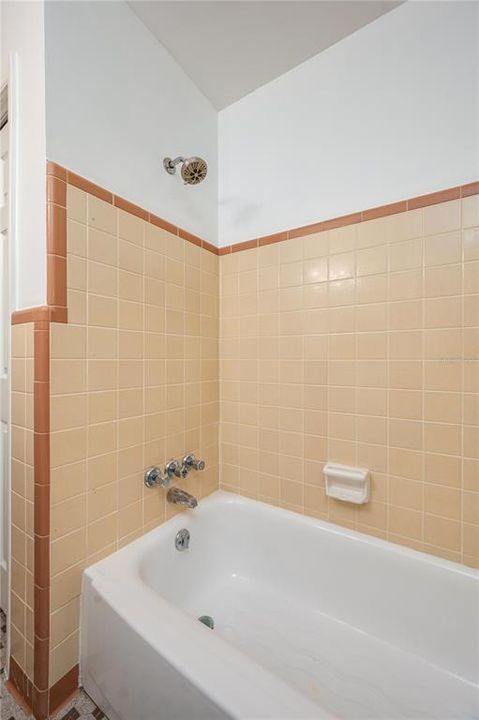 En Venta: $465,000 (4 camas, 3 baños, 2593 Pies cuadrados)