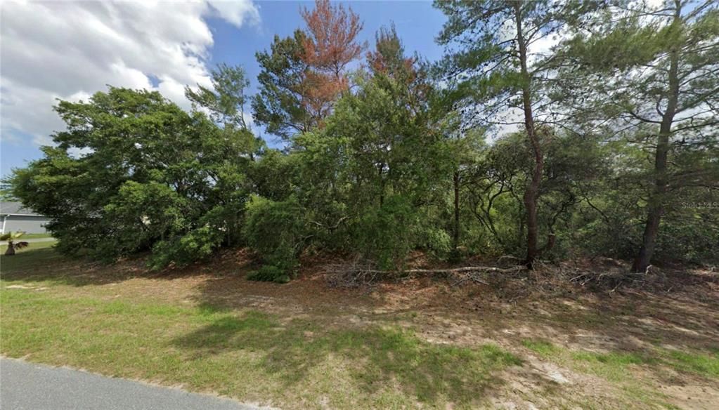 合同活跃: $52,500 (0.37 acres)