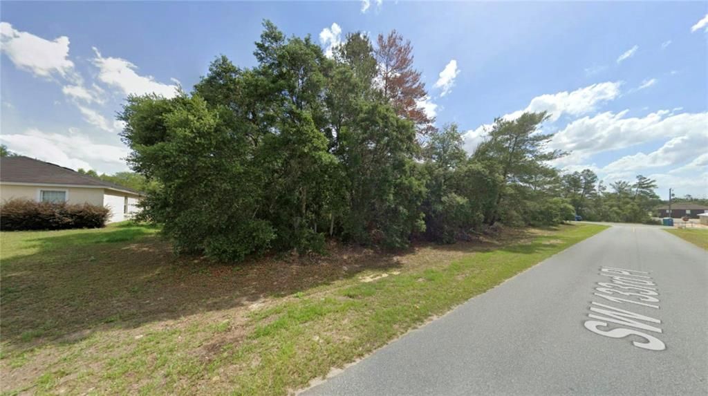 合同活跃: $52,500 (0.37 acres)