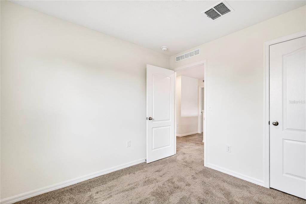 For Sale: $354,900 (4 beds, 2 baths, 1811 Square Feet)