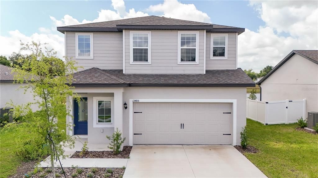 For Sale: $354,900 (4 beds, 2 baths, 1811 Square Feet)