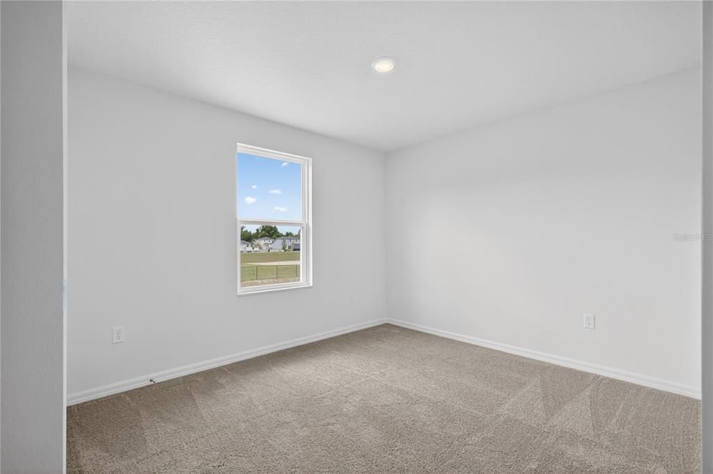 For Sale: $354,900 (4 beds, 2 baths, 1811 Square Feet)