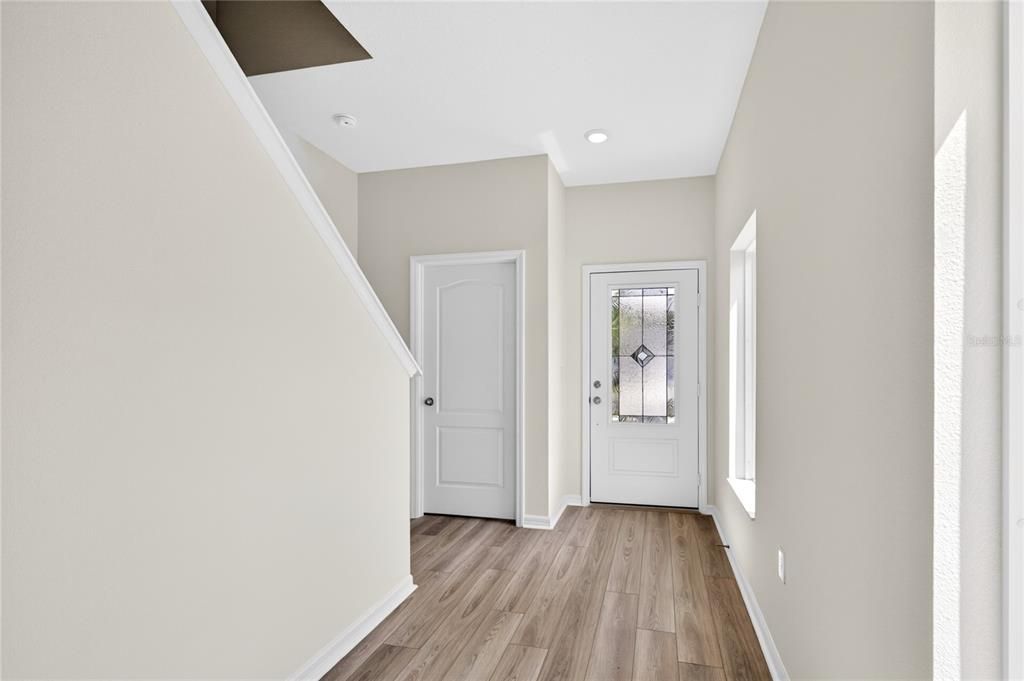 For Sale: $354,900 (4 beds, 2 baths, 1811 Square Feet)