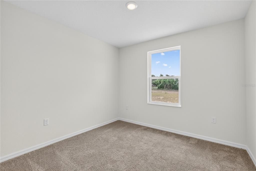 For Sale: $354,900 (4 beds, 2 baths, 1811 Square Feet)